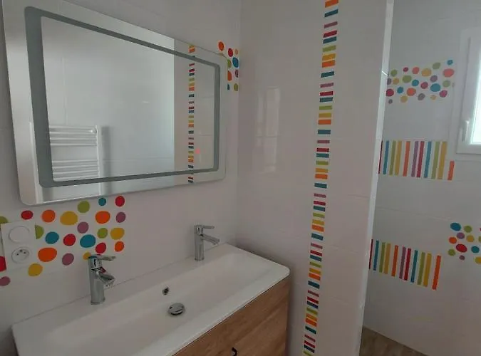 A Babord : Maison Chaleureuse A 300m De La Plage *